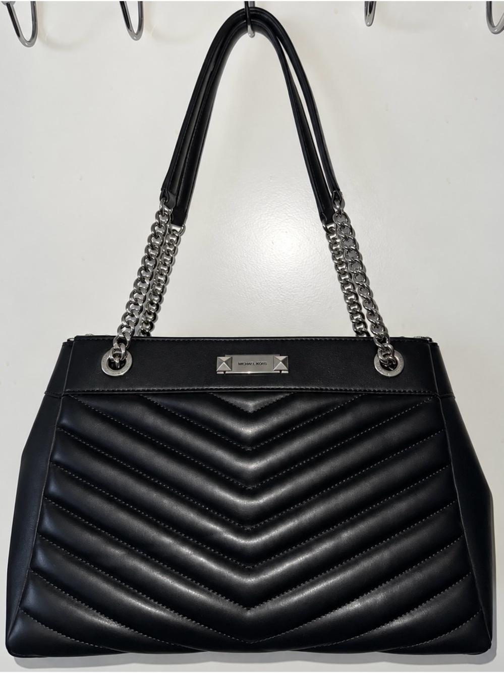 Michael Kors Black Quilted Chevron Chain-Handle Shoulder Bag